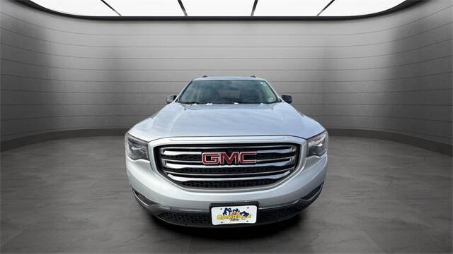 2017 GMC Acadia SLE-2