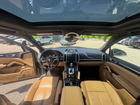 2017 Porsche Cayenne