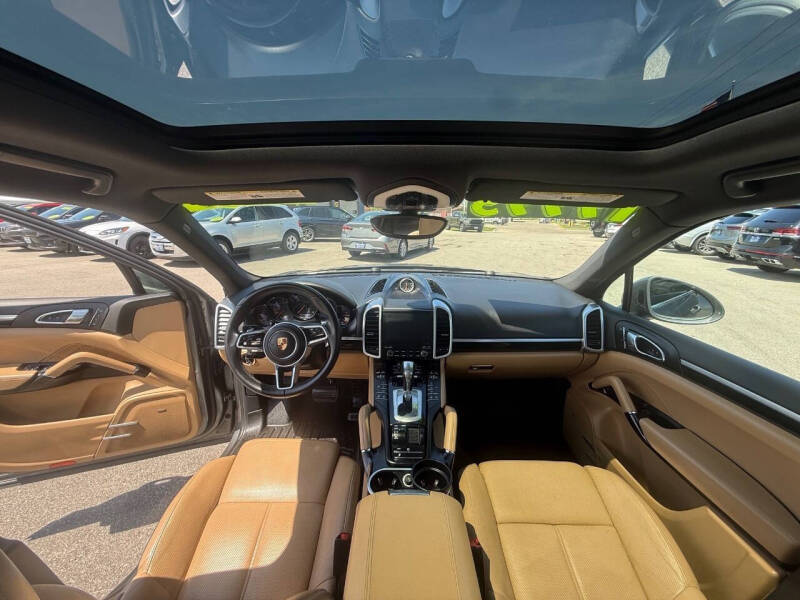 2017 Porsche Cayenne