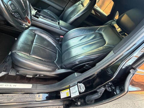 2017 Lincoln MKZ Reserve