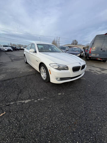 2012 BMW 5 Series 528i