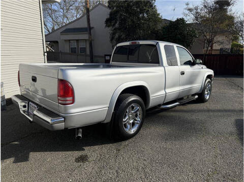 2004 Dodge Dakota