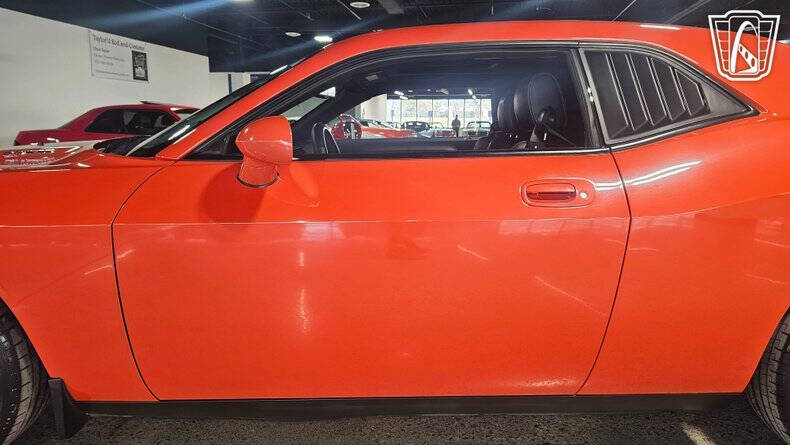 2009 Dodge Challenger SRT8