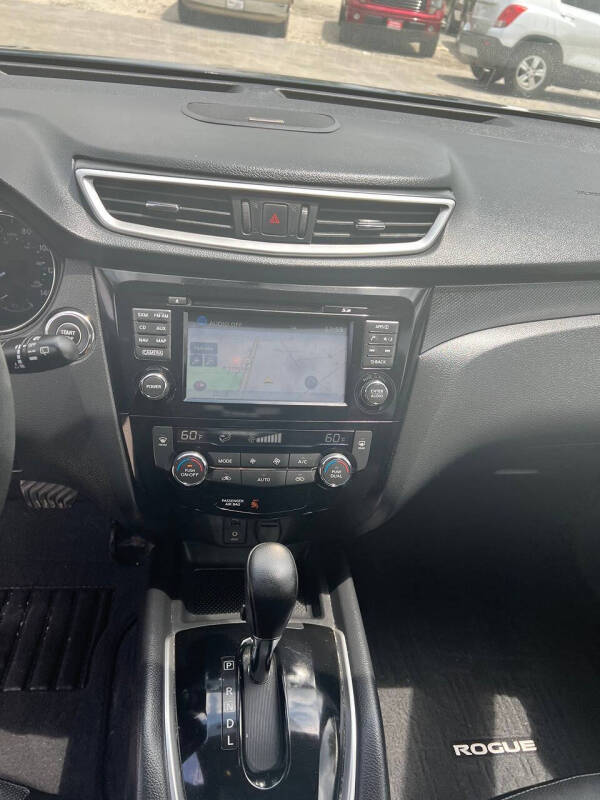 2016 Nissan Rogue SL
