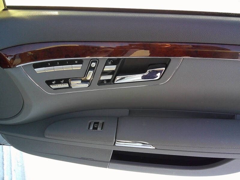 2008 Mercedes-Benz S-Class S 550 4MATIC