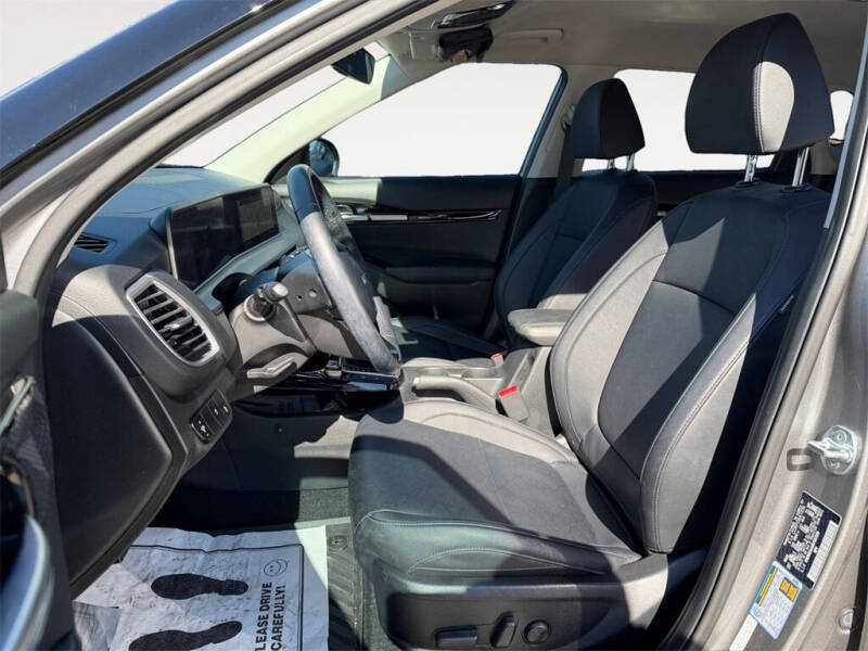 2024 Kia Seltos EX