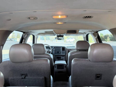 2005 GMC Yukon XL Denali