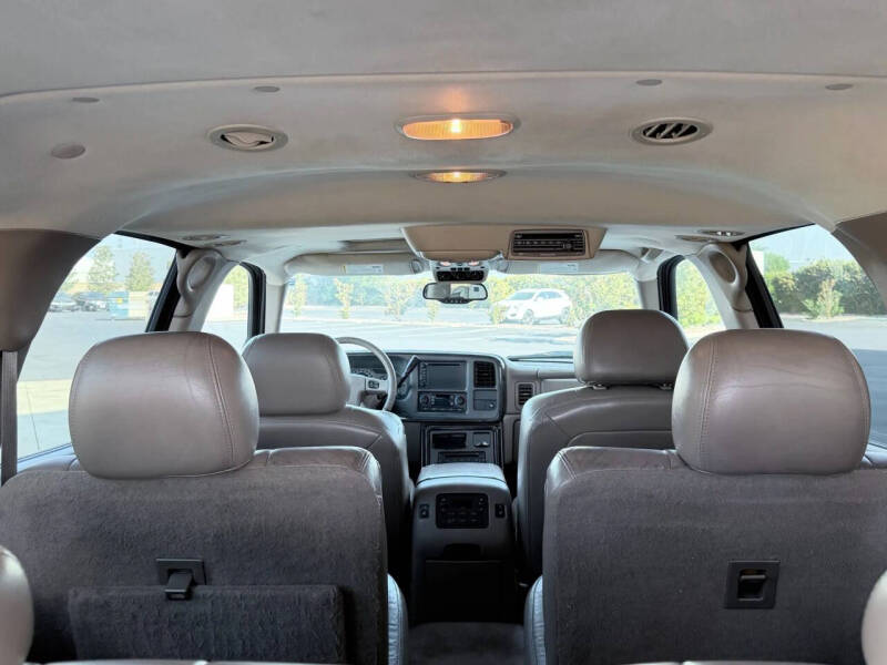 2005 GMC Yukon XL Denali