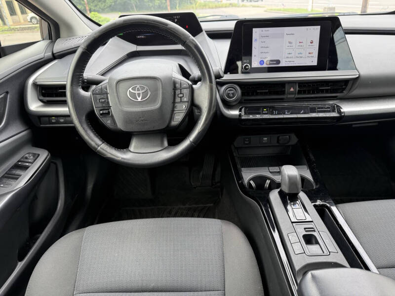 2024 Toyota Prius LE