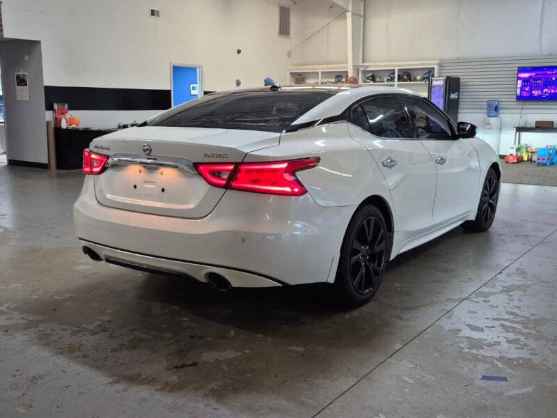 2017 Nissan Maxima Platinum