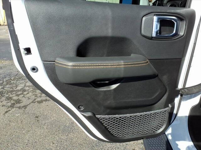 2025 Jeep Gladiator High Tide