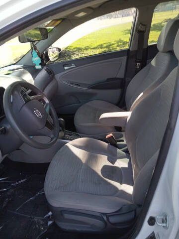 2017 Hyundai Accent SE