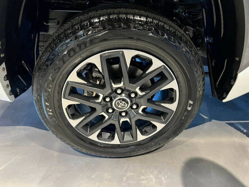 2024 Toyota Tundra Limited HV