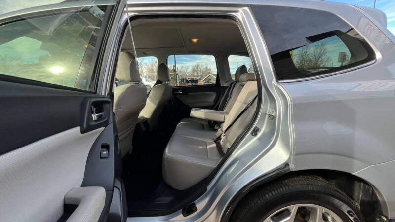 2015 Subaru Forester 2.5i Touring