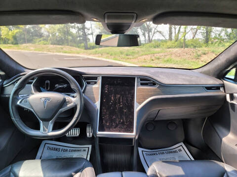 2016 Tesla Model S P90D
