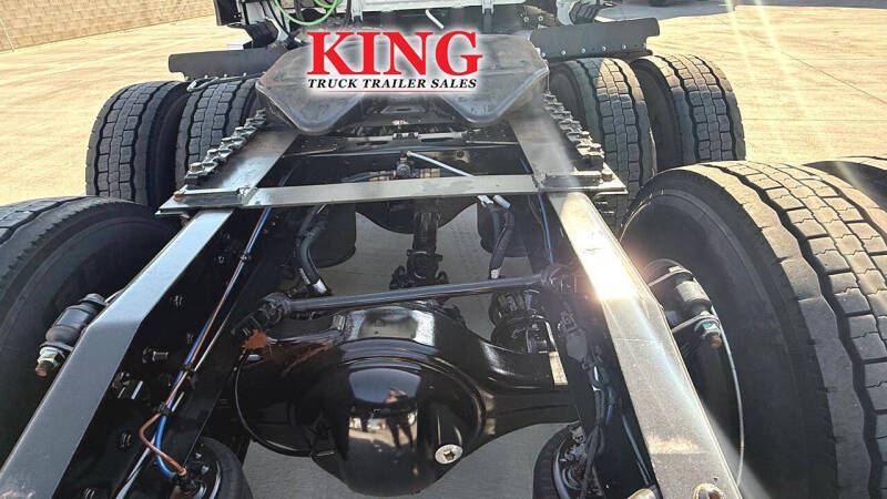 2024 Freightliner Cascadia