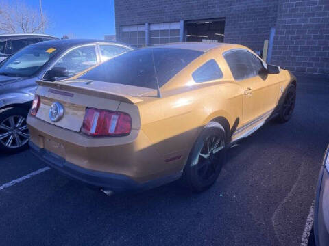 2010 Ford Mustang V6