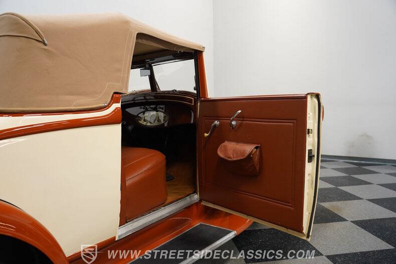 1932 Chrysler Cirrus