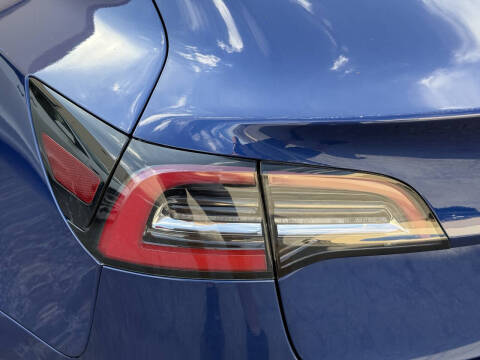 2019 Tesla Model 3 Standard Range Plus