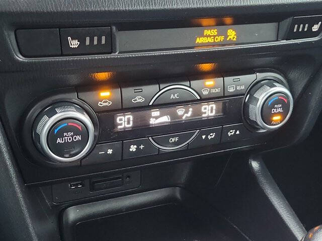 2017 Mazda MAZDA3 Touring