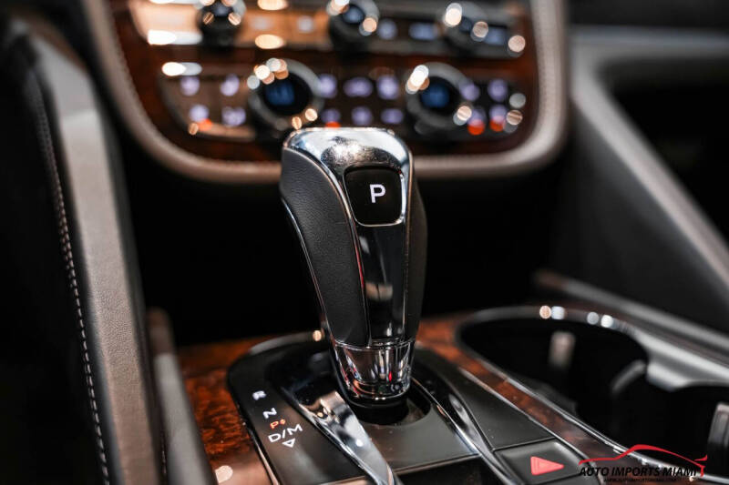 2021 Bentley Bentayga V8