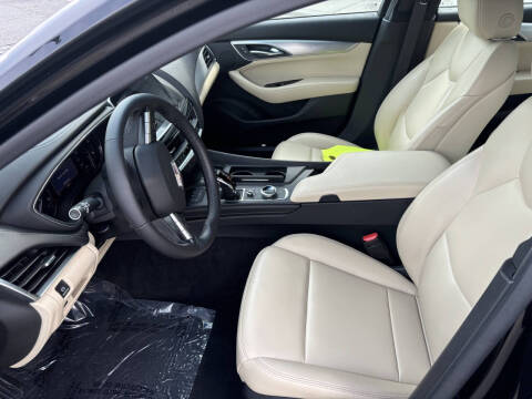 2022 Cadillac CT5 Luxury