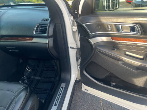 2016 Ford Explorer Platinum