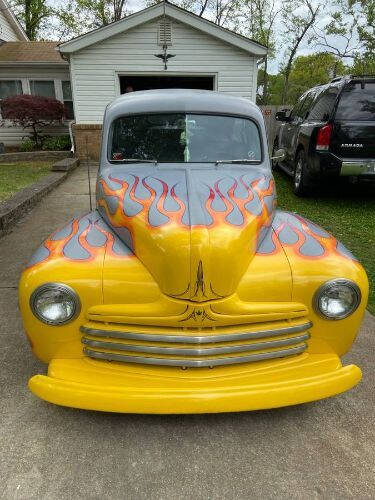 1946 Ford Deluxe