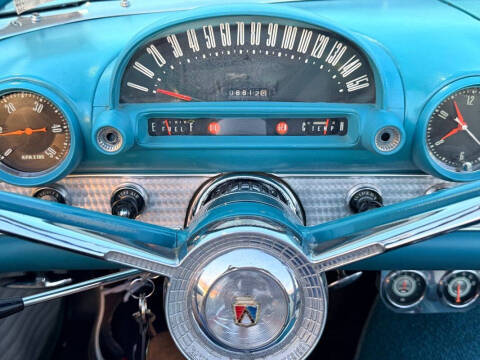 1956 Ford Thunderbird