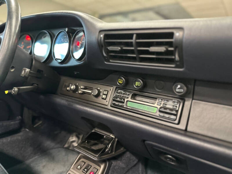 1992 Porsche 911 Carrera 2