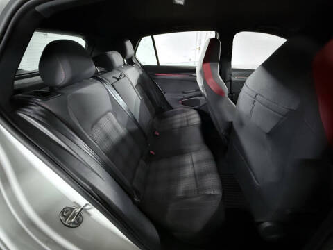 2022 Volkswagen Golf GTI S