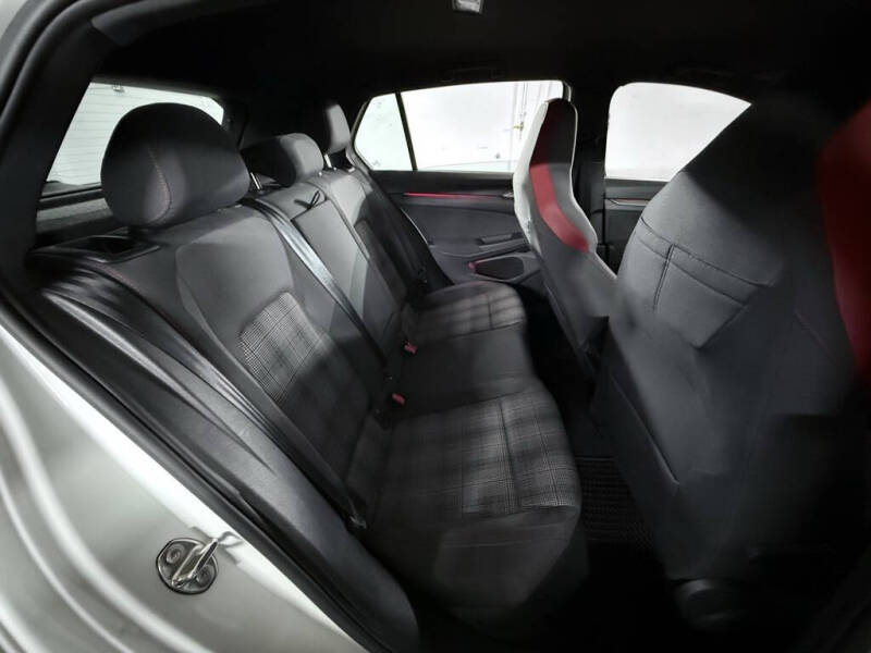 2022 Volkswagen Golf GTI S