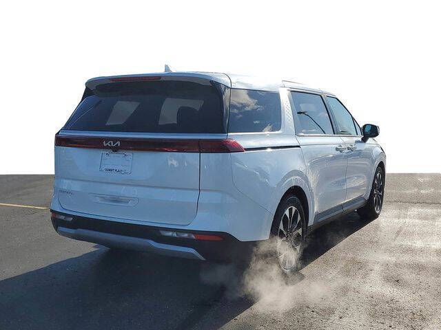 2023 Kia Carnival EX