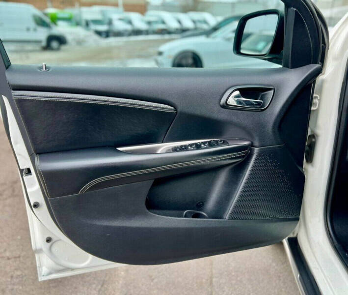 2020 Dodge Journey Crossroad