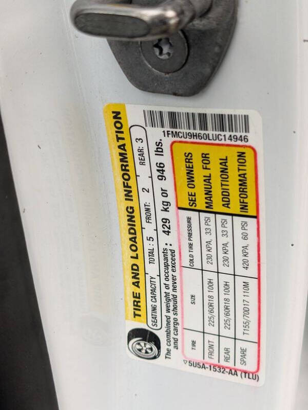 2020 Ford Escape SEL