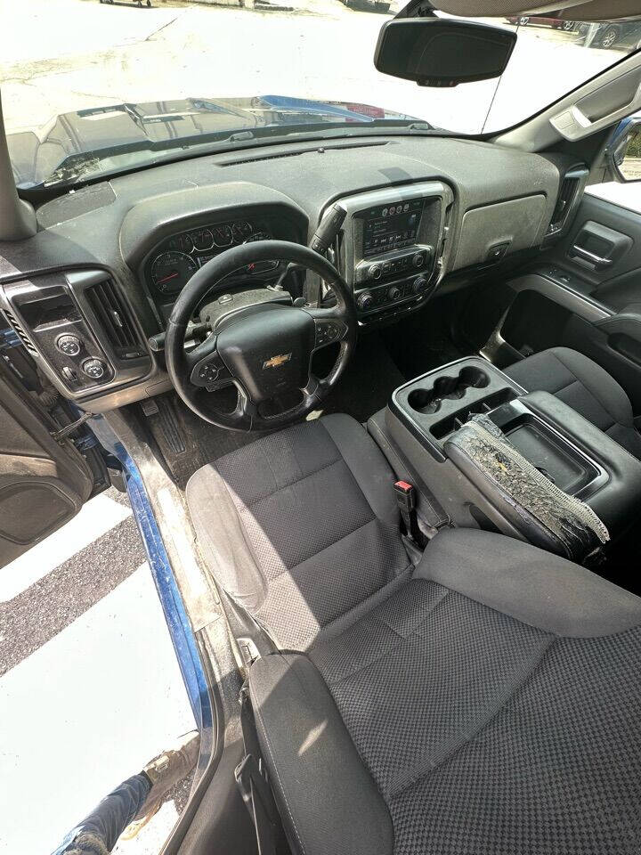 2016 CHEVROLET Silverado Pickup - $16,999