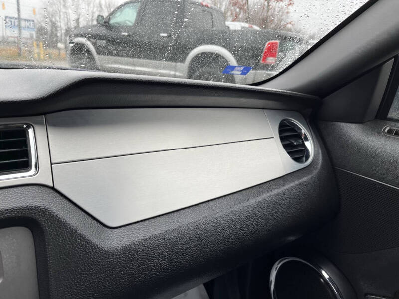 2010 Ford Mustang V6