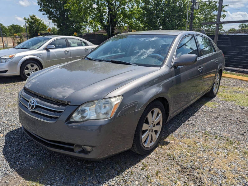 2005 Toyota Avalon XLS