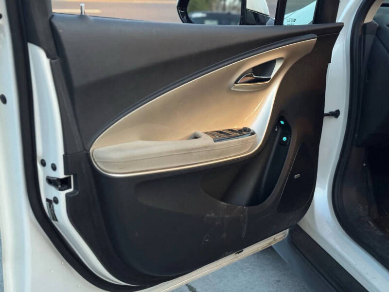 2011 Chevrolet Volt Premium