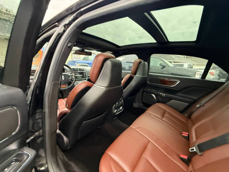 2017 Lincoln Continental Reserve