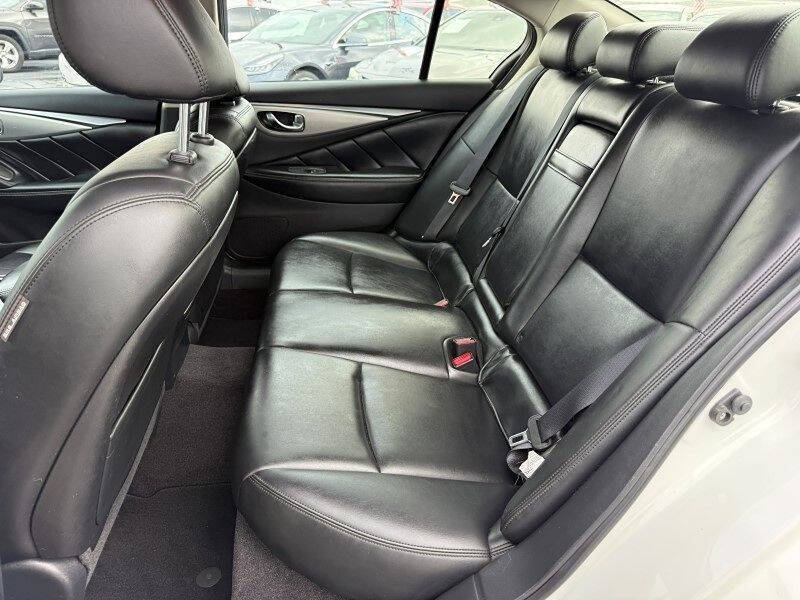 2021 Infiniti Q50 Luxe