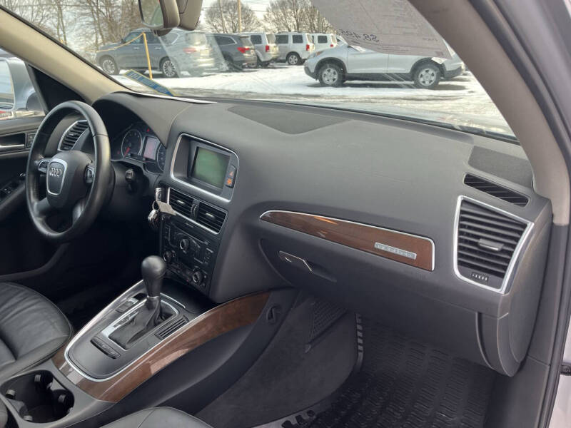 2011 Audi Q5 3.2 quattro Premium Plus