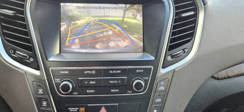 2018 Hyundai Santa Fe SE