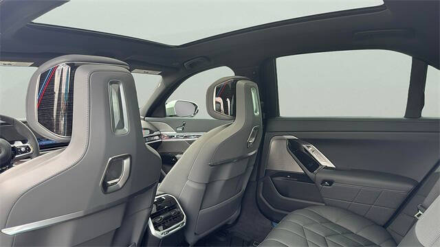 2025 BMW 7 Series 760i xDrive