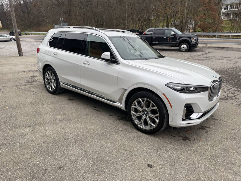 2022 BMW X7 xDrive40i