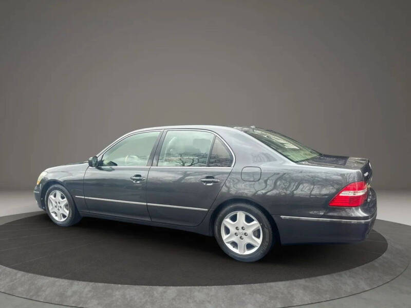 2004 Lexus LS 430