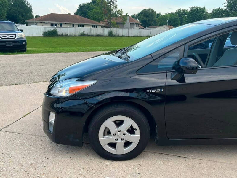 2010 Toyota Prius III