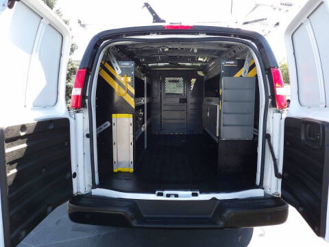 2023 GMC Savana 2500