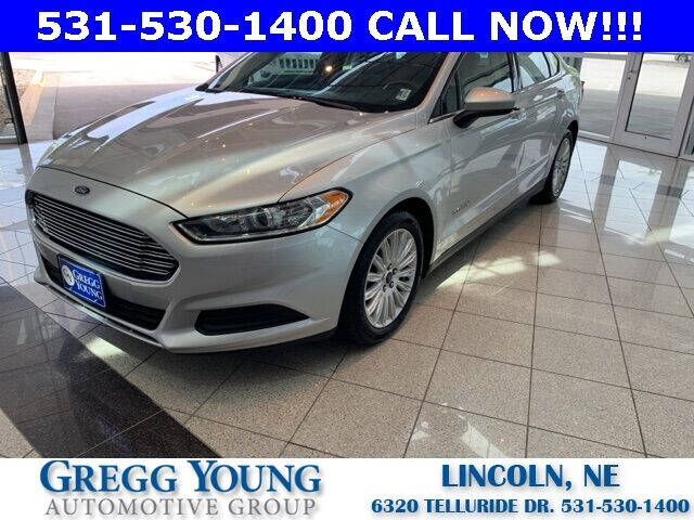 2016 Ford Fusion Hybrid S
