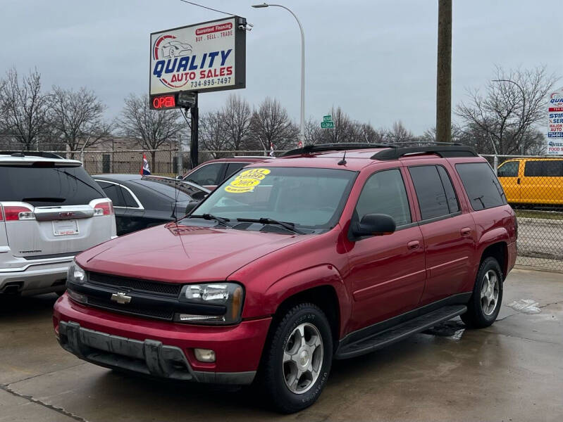 2005 Chevrolet TrailBlazer EXT for sale at QUALITY AUTO SALES in Wayne MI